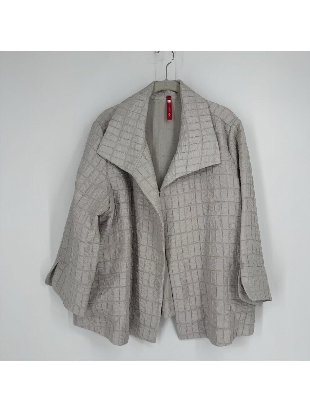IC by Connie K jacket off white textured relaxed lagen look layering relaxed